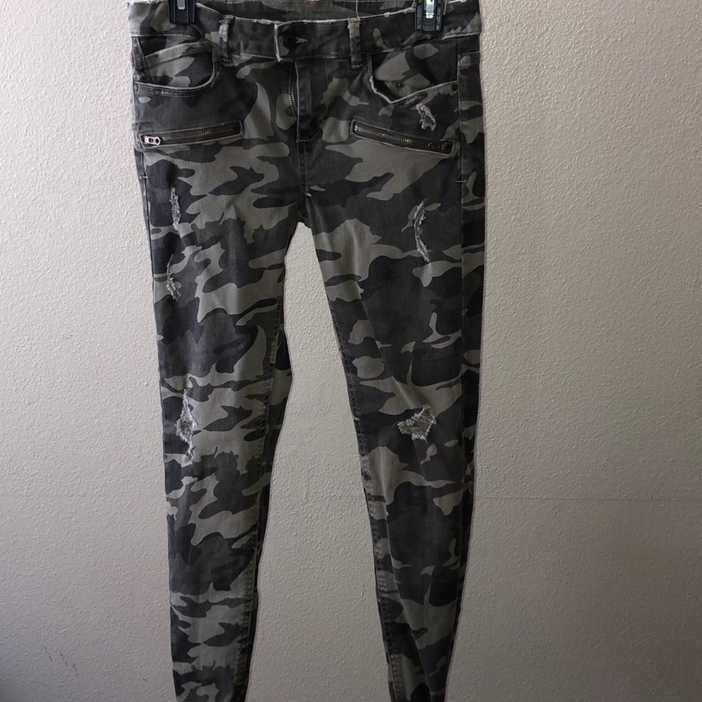 Camo jeans